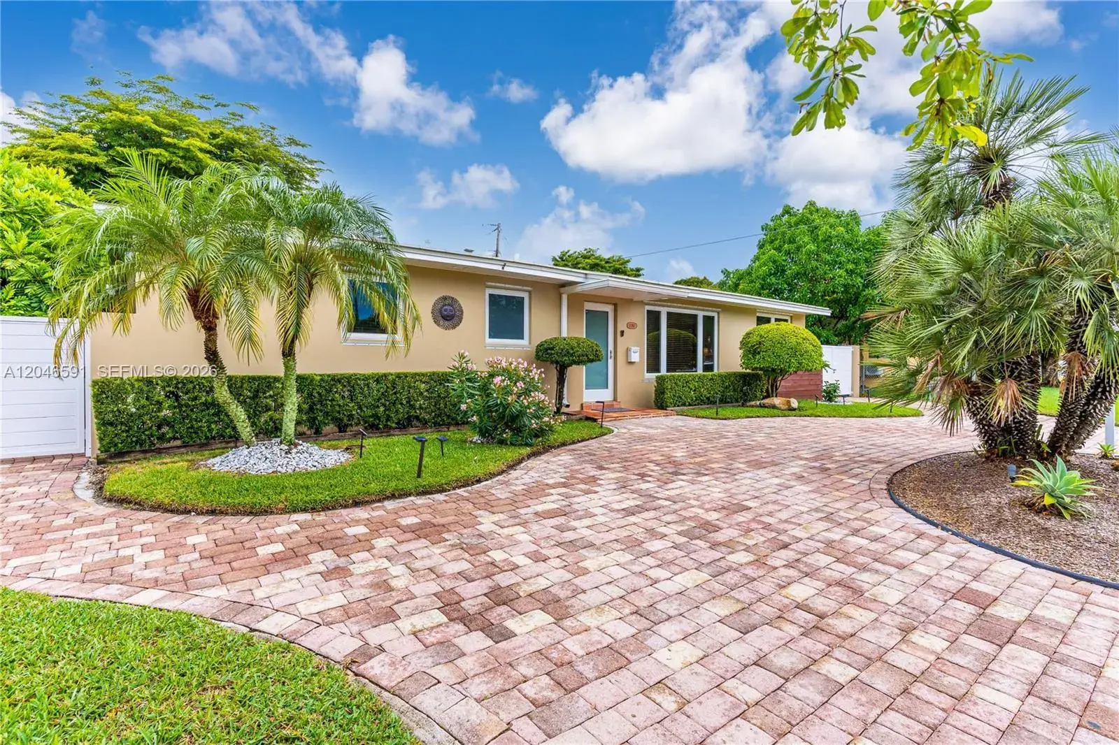 11180 SW 58th Ter, Miami FL 33173