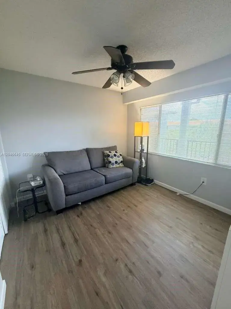 750 SW 138th Ave # 413F, Pembroke Pines FL 33027