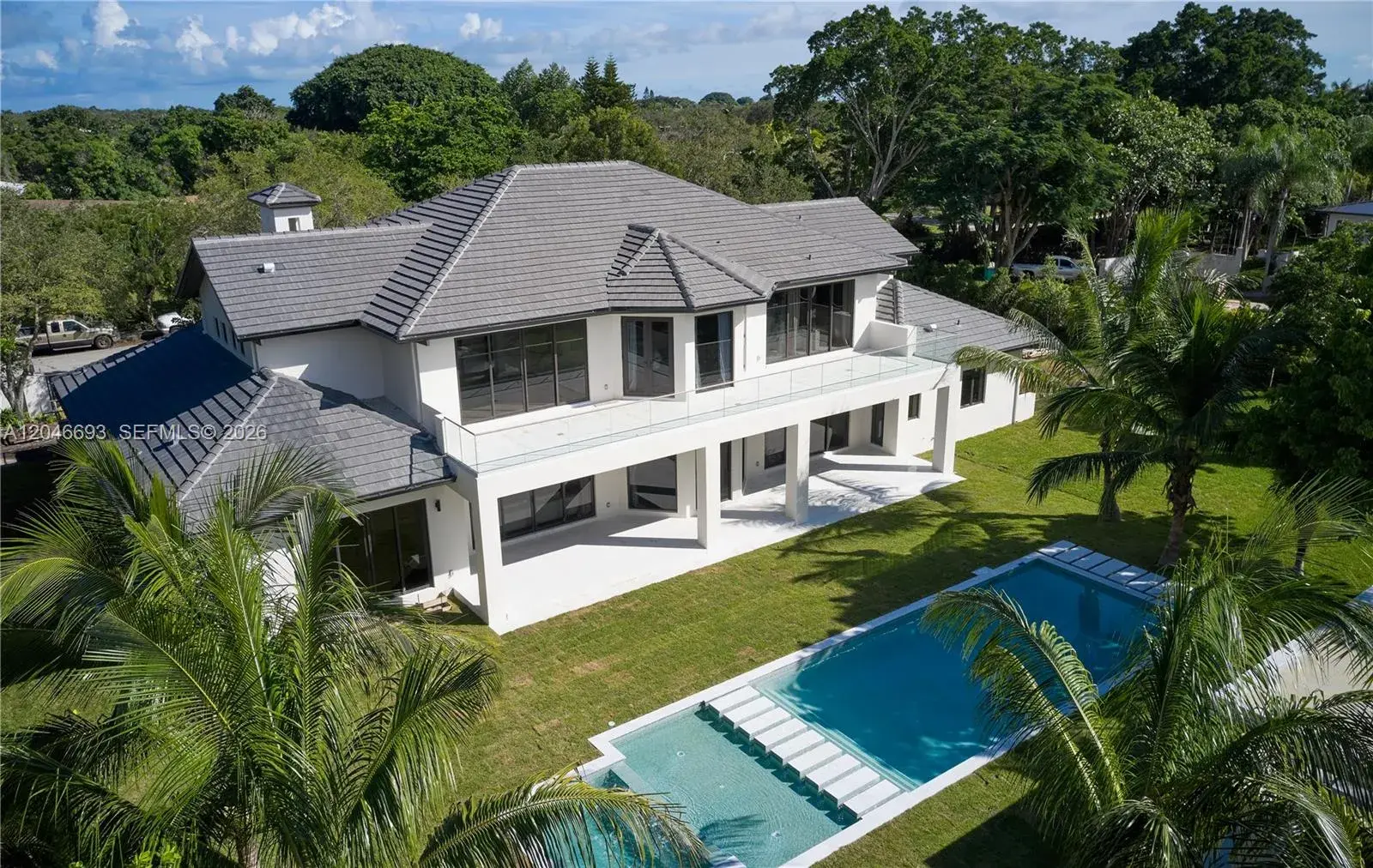 7 bedroom 7 bath Residential for sale at 11200 SW 60th Ave, Pinecrest FL 33156