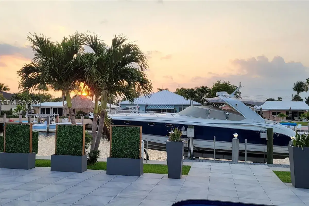 966 SE 9th Ave, Pompano Beach FL 33060