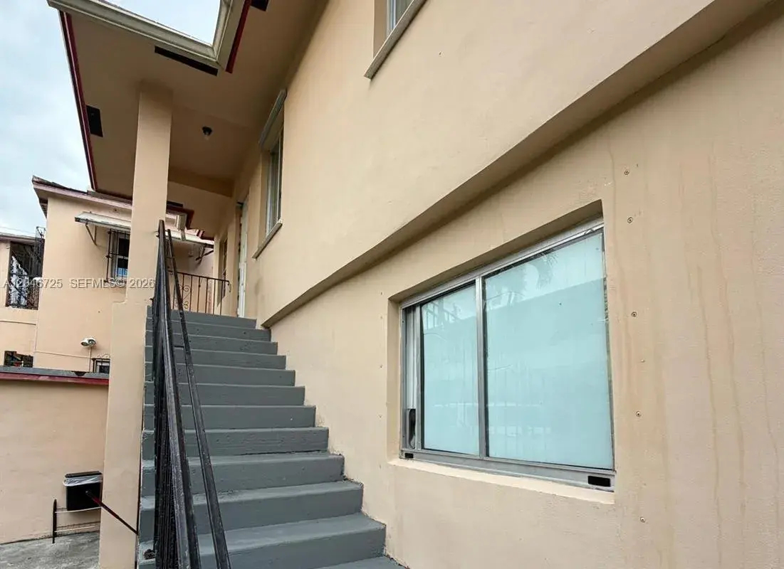 1036 NW 3rd St # 2, Miami FL 33128