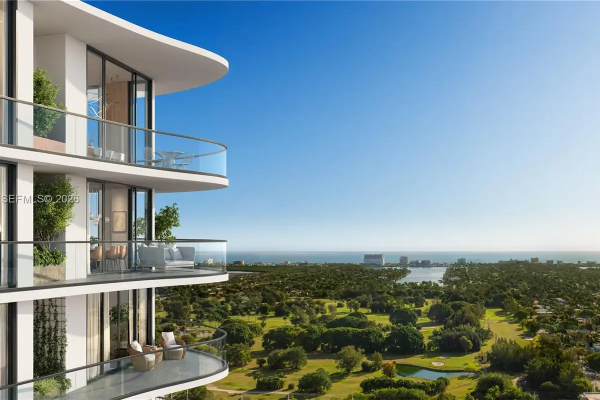 1817 Taylor # 814, Hollywood FL 33020
