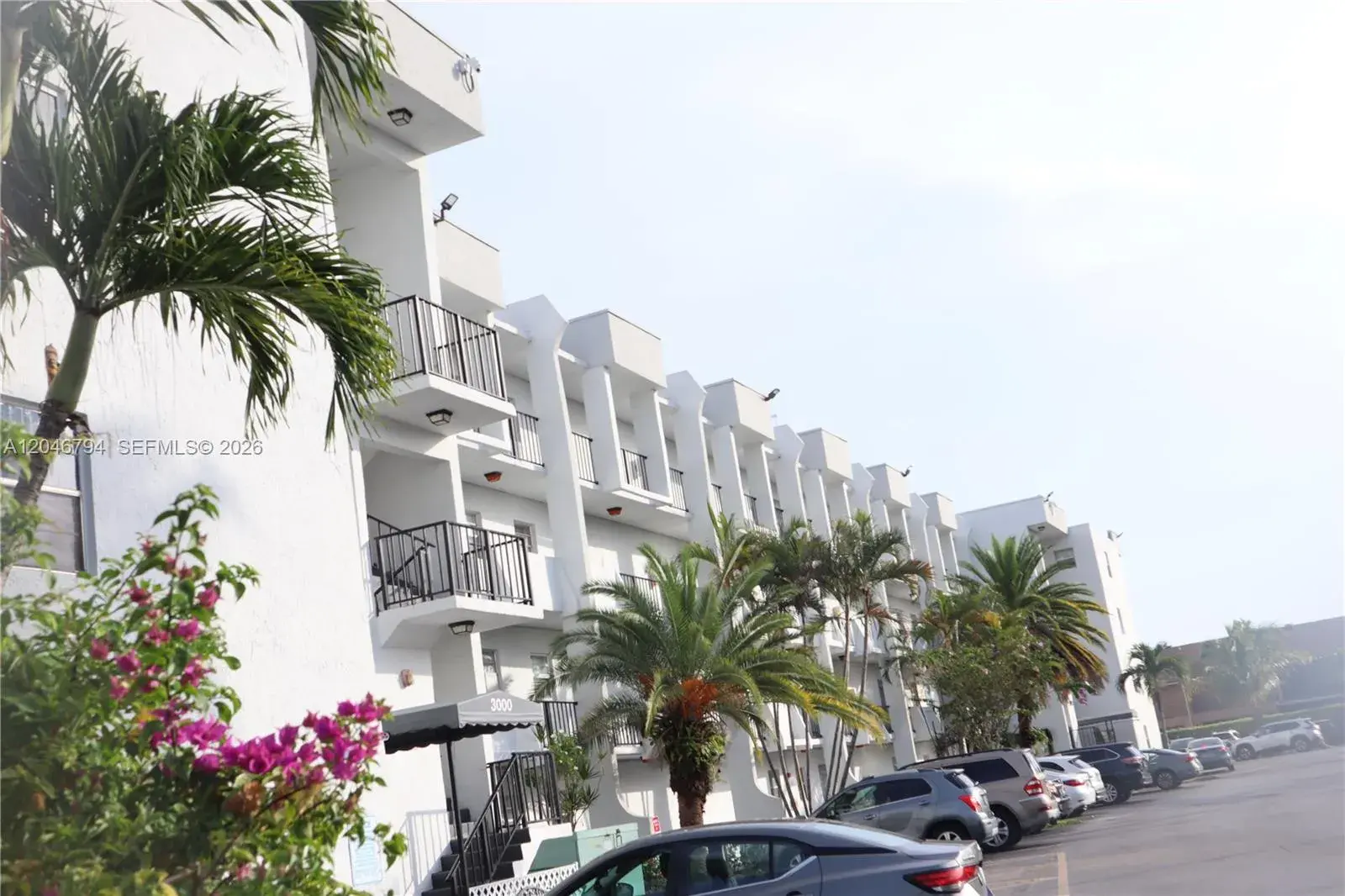 3000 E Sunrise Lakes Dr # 303, Sunrise FL 33322