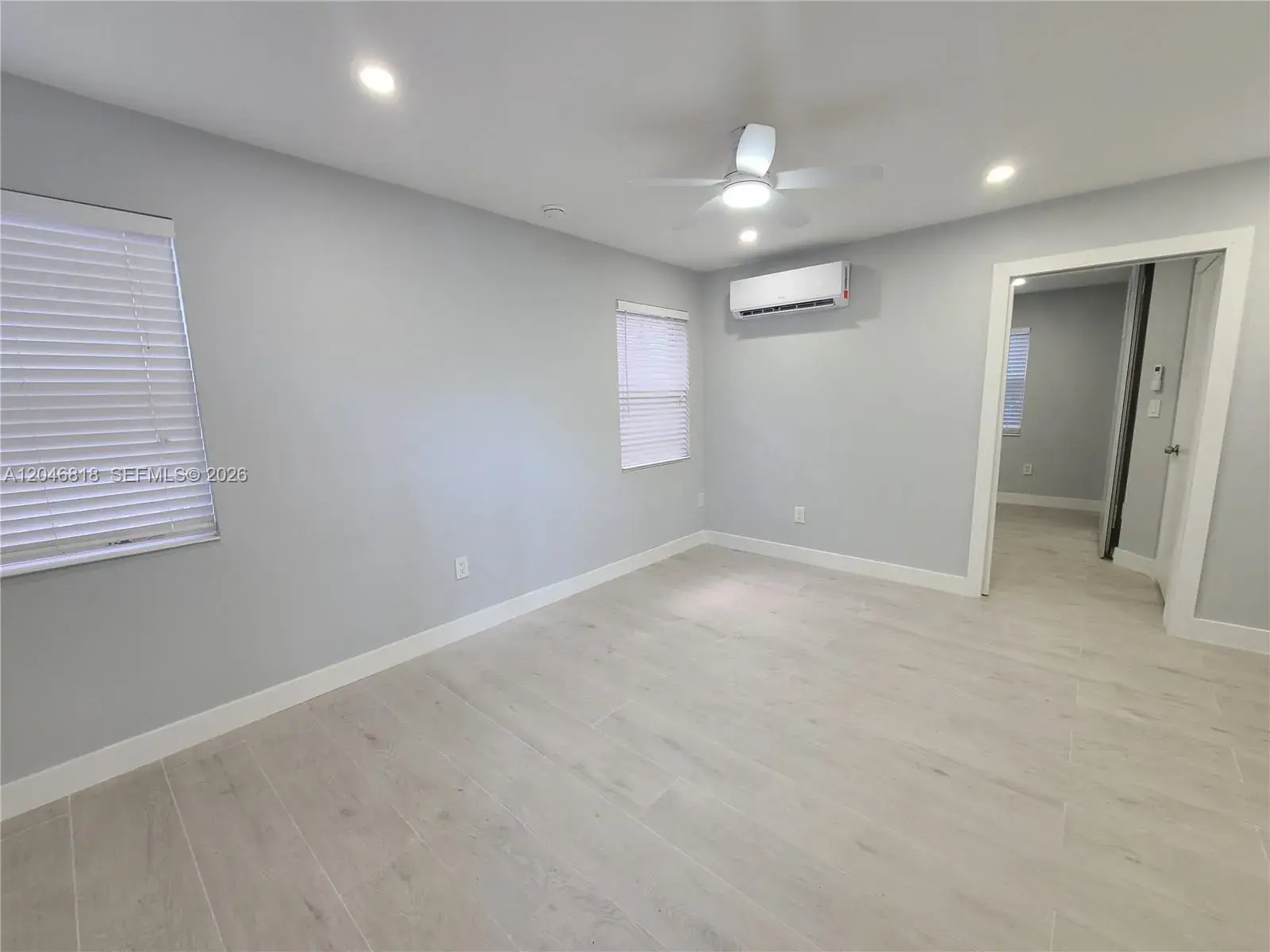 1 bedroom 1 bath for rent at 321 Hayes St # 3, Hollywood FL 33019