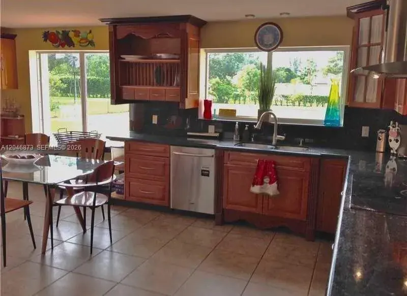 13450 SW 26th St, Davie FL 33325