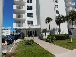 1 bedroom 1 bath Residential for sale at 1601 S Ocean Dr # 105, Hollywood FL 33019