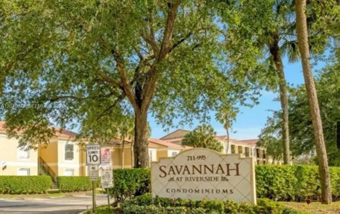 927 Riverside Dr # 324, Coral Springs FL 33071
