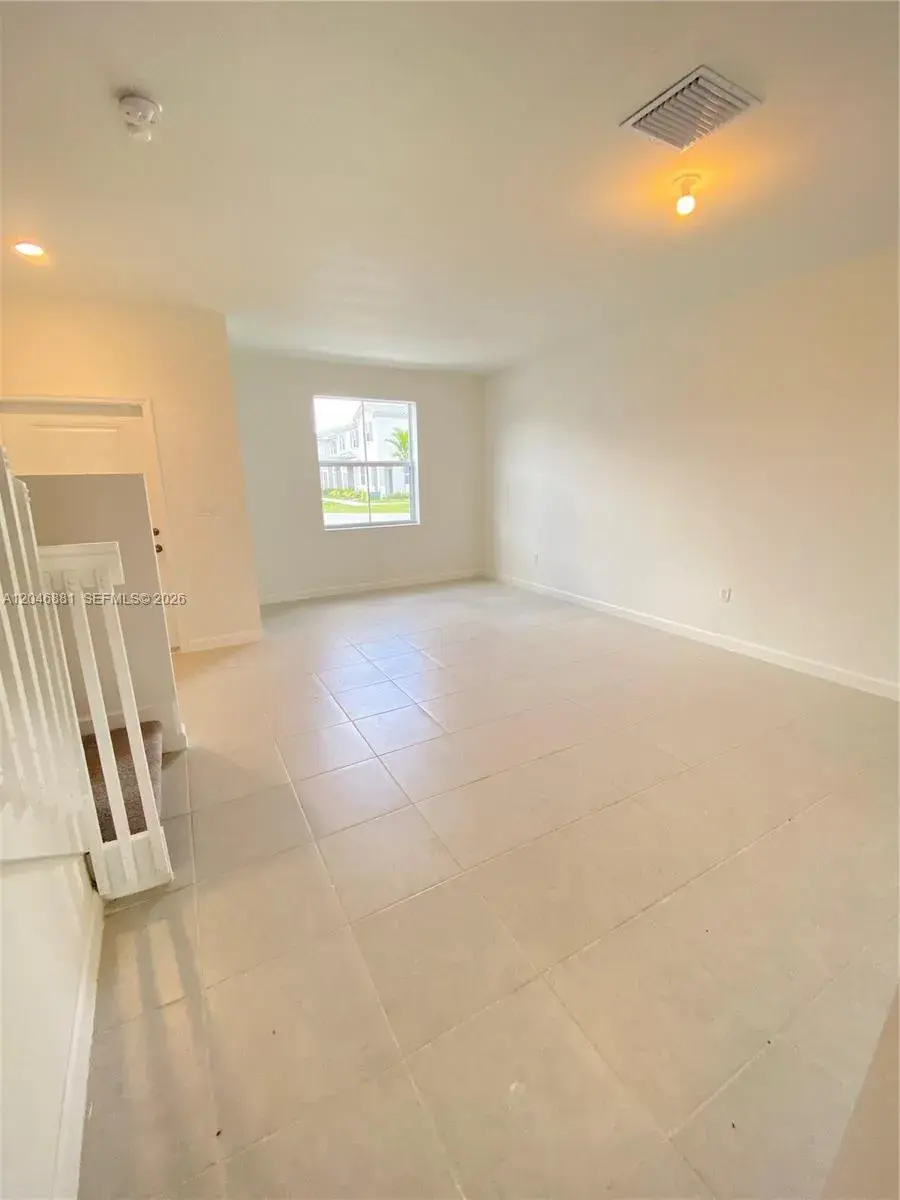 2640 SE 19th St, Homestead FL 33035