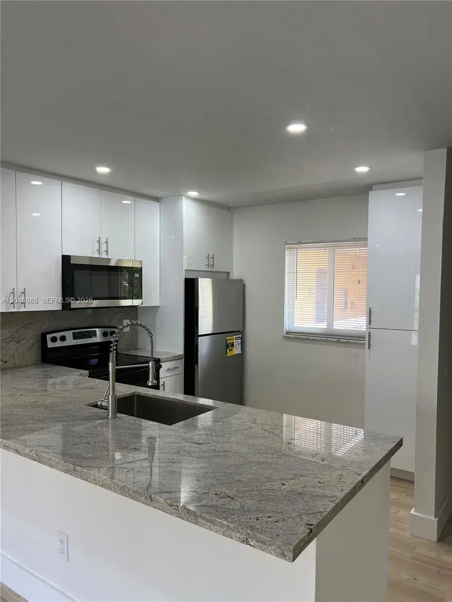 7800 Camino Real # H307, Miami FL 33143