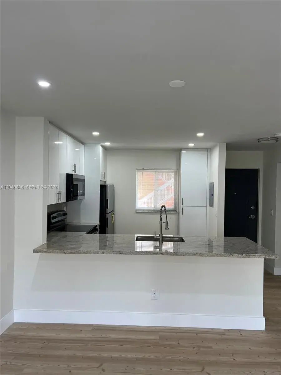 7800 Camino Real # H307, Miami FL 33143