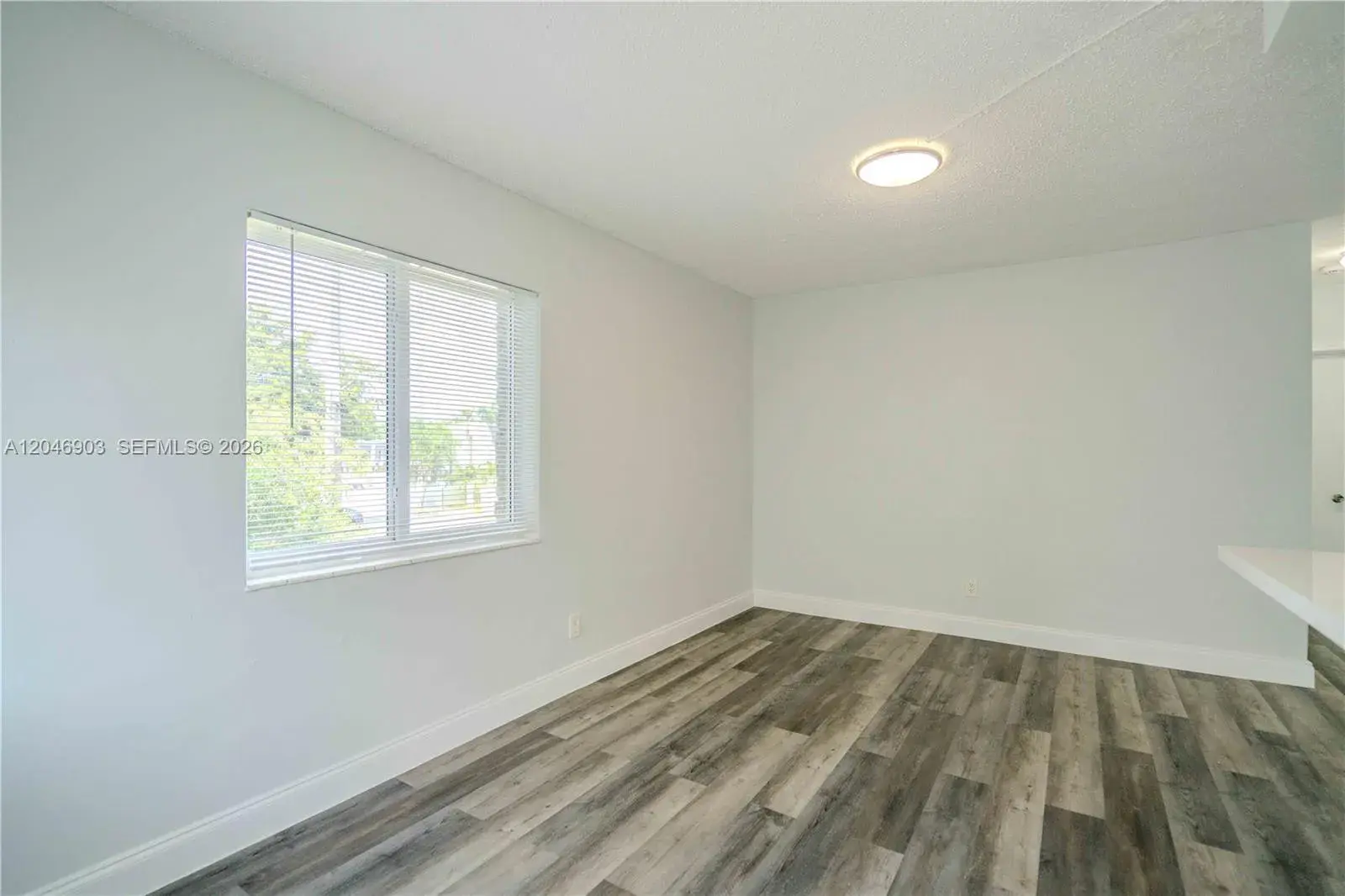 6650 Miller Dr # 20, South Miami FL 33155