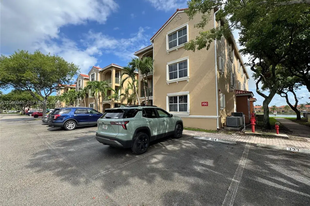 6360 NW 114th Ave # 224, Doral FL 33178