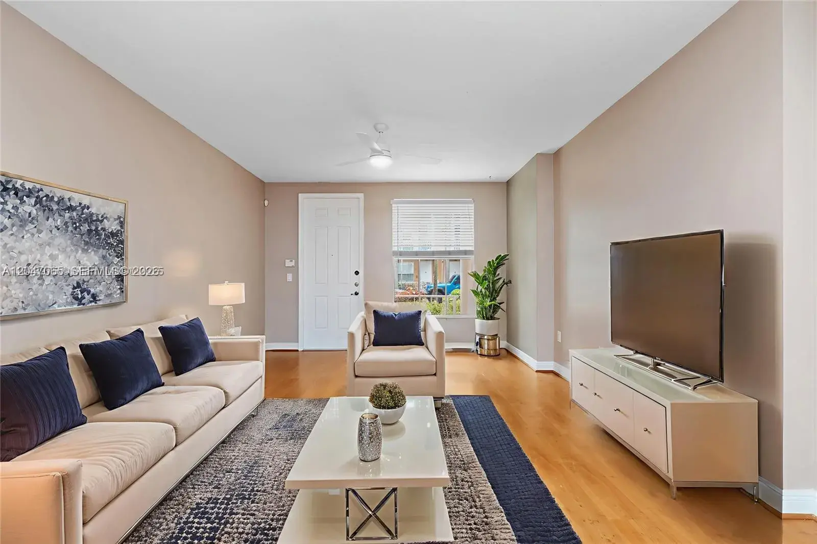 365 SW 13th Ter, Fort Lauderdale FL 33312