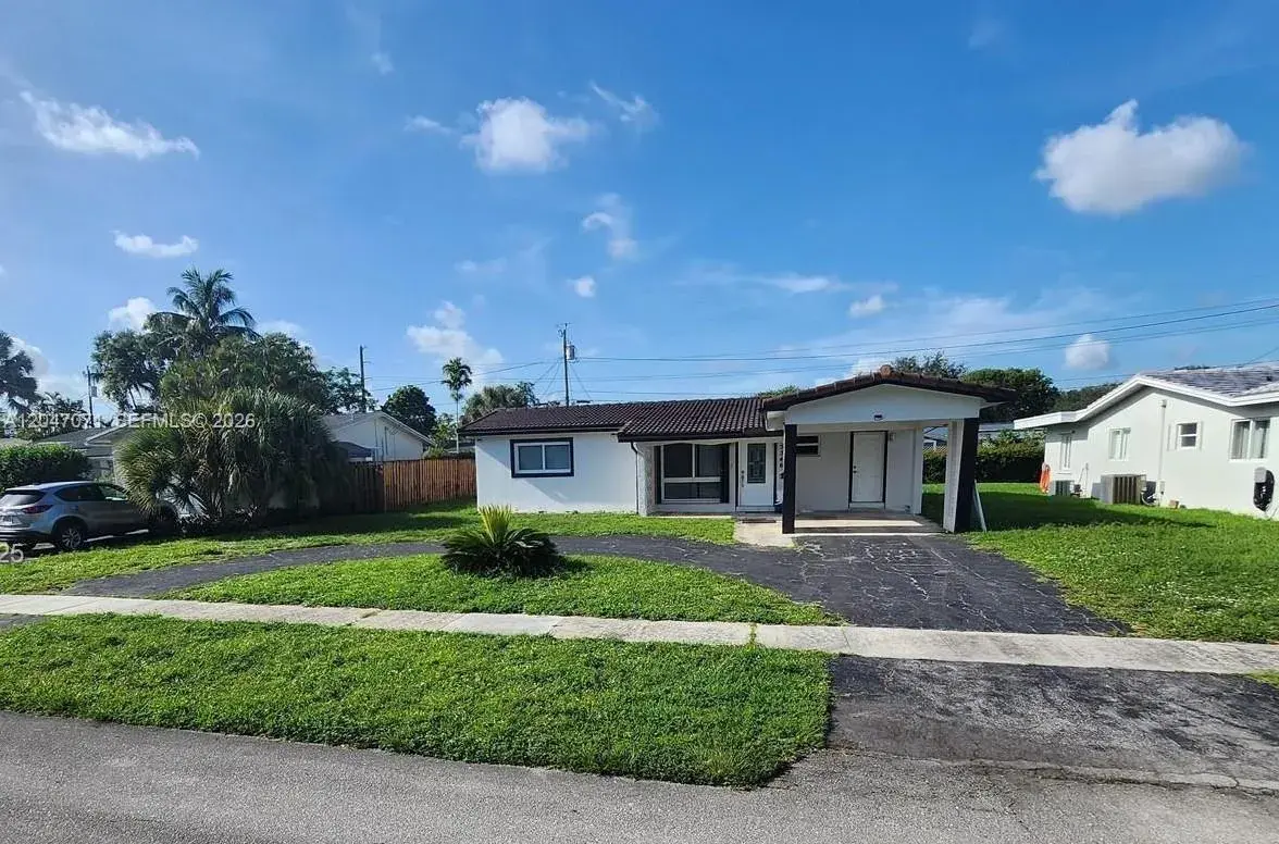 3 bedroom 2 bath for rent at 3346 Coolidge St, Hollywood FL 33021