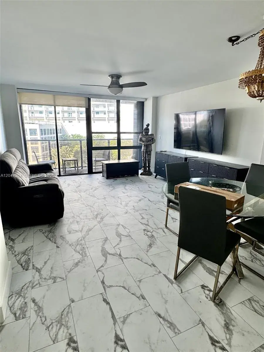 600 NE 36th St # 609, Miami FL 33137
