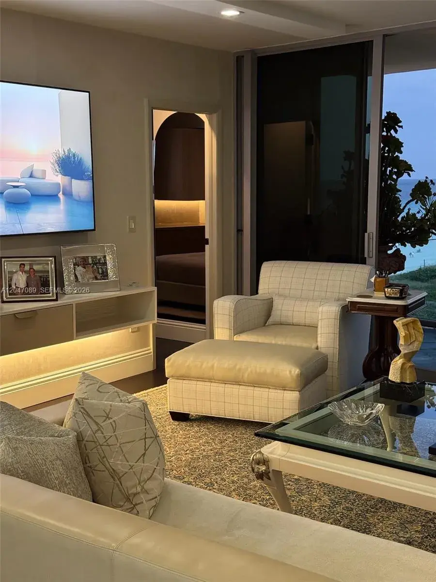 1455 Ocean Dr # 904, Miami Beach FL 33139