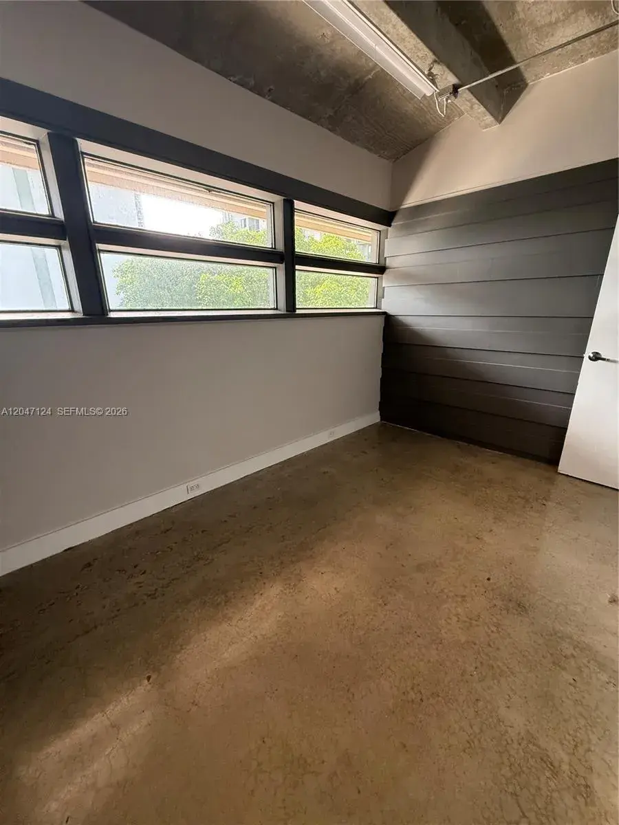 1125 NE 125th St # 7, North Miami FL 33161