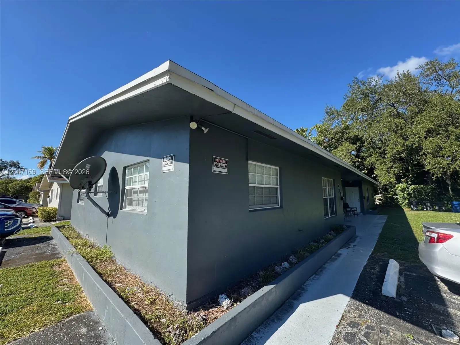 353 SW 19th Ave, Fort Lauderdale FL 33312