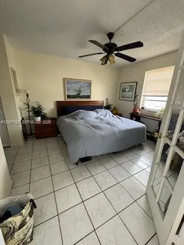 2000 Biarritz Dr # 404, Miami Beach FL 33141