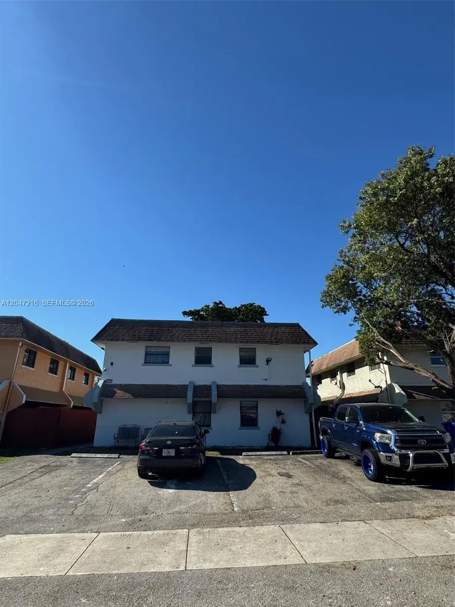 1741 SW 40th Ter, Fort Lauderdale FL 33317