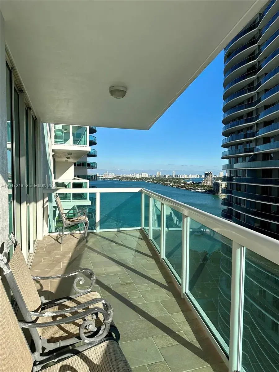 2 bedroom 2 bath Residential Lease for rent at 1800 N Bayshore Dr # 2315, Miami FL 33132