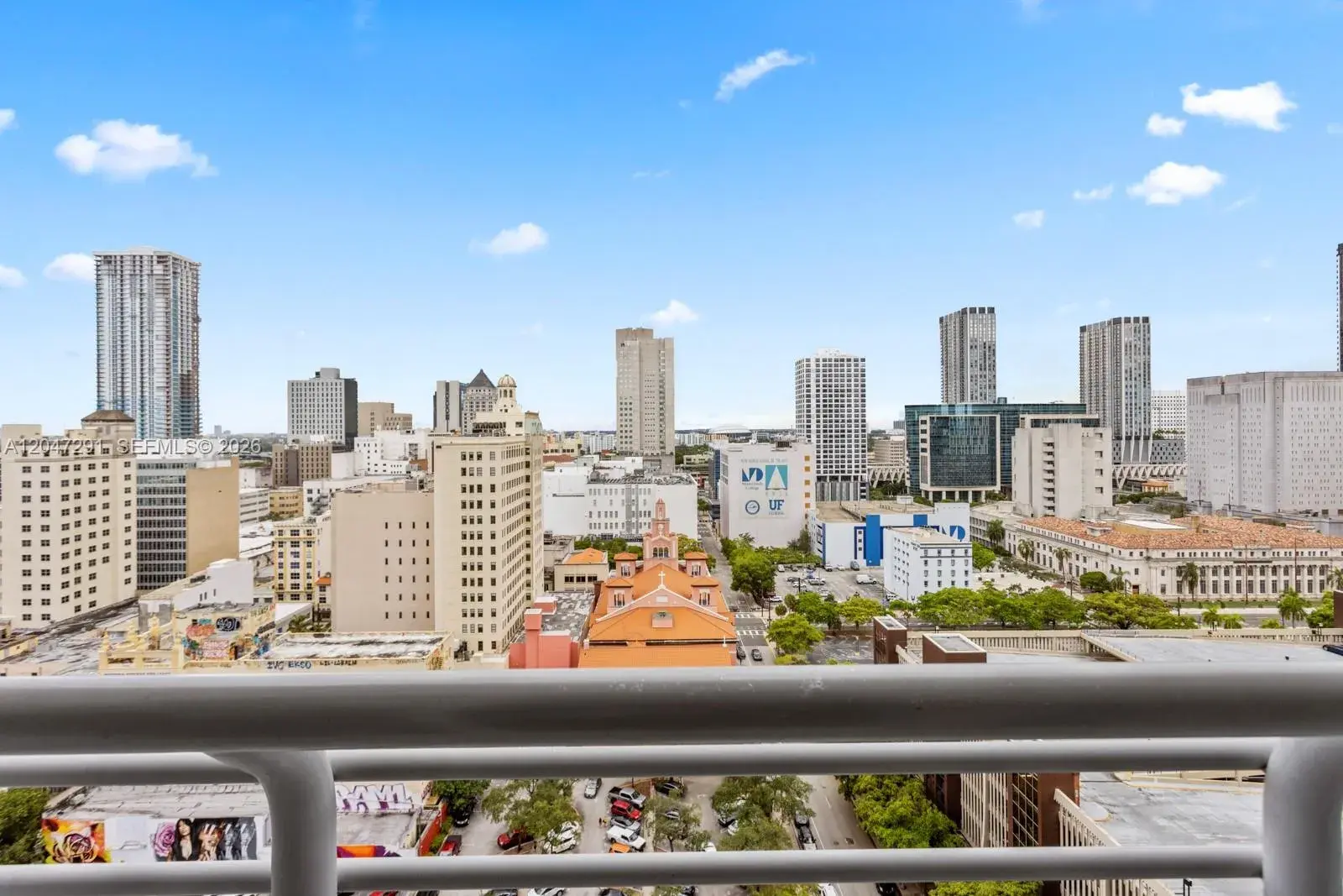 1 bedroom 1 bath for rent at 133 NE 2nd Ave # 1815, Miami FL 33132