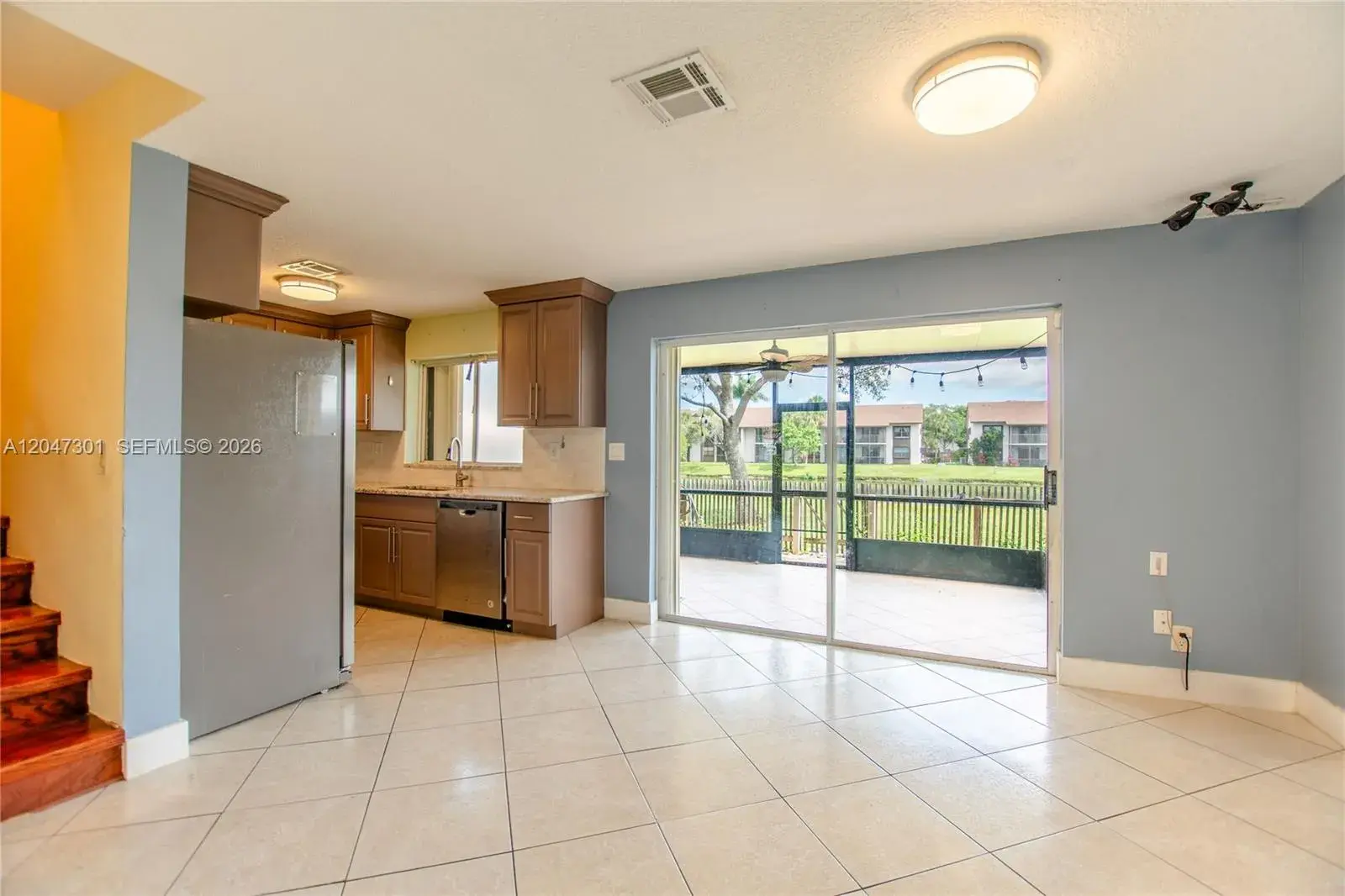 3 bedroom 2 bath for rent at 9803 NW 37th St, Sunrise FL 33351