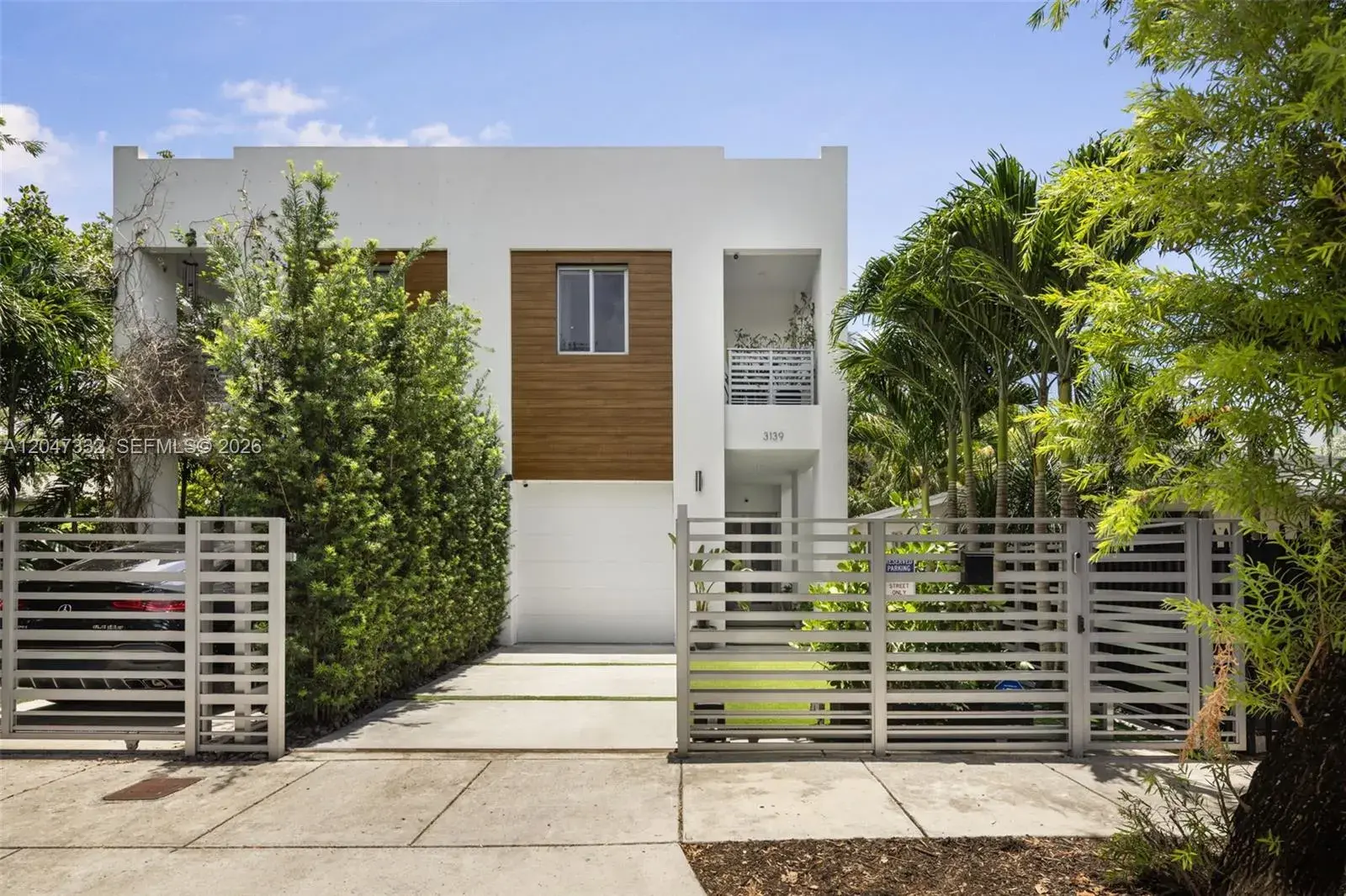 3 bedroom 4 bath Residential for sale at 3139 Ohio St # 3139, Coconut Grove FL 33133