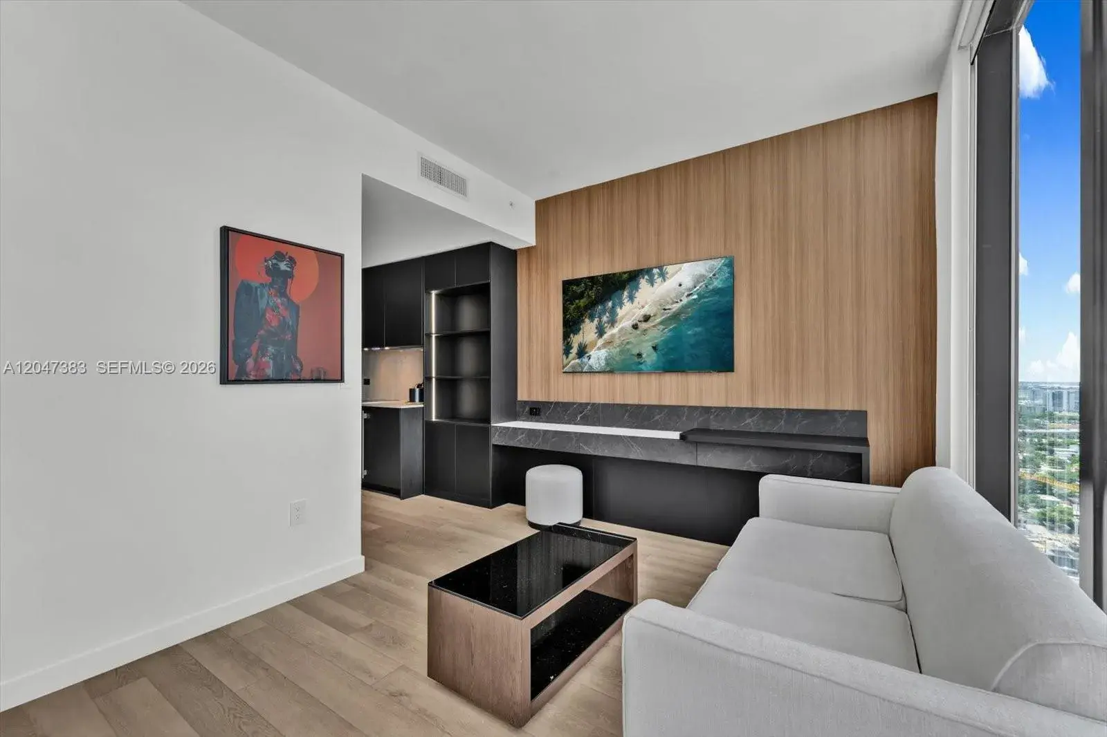 20 NE 11th St # 3105, Miami FL 33132