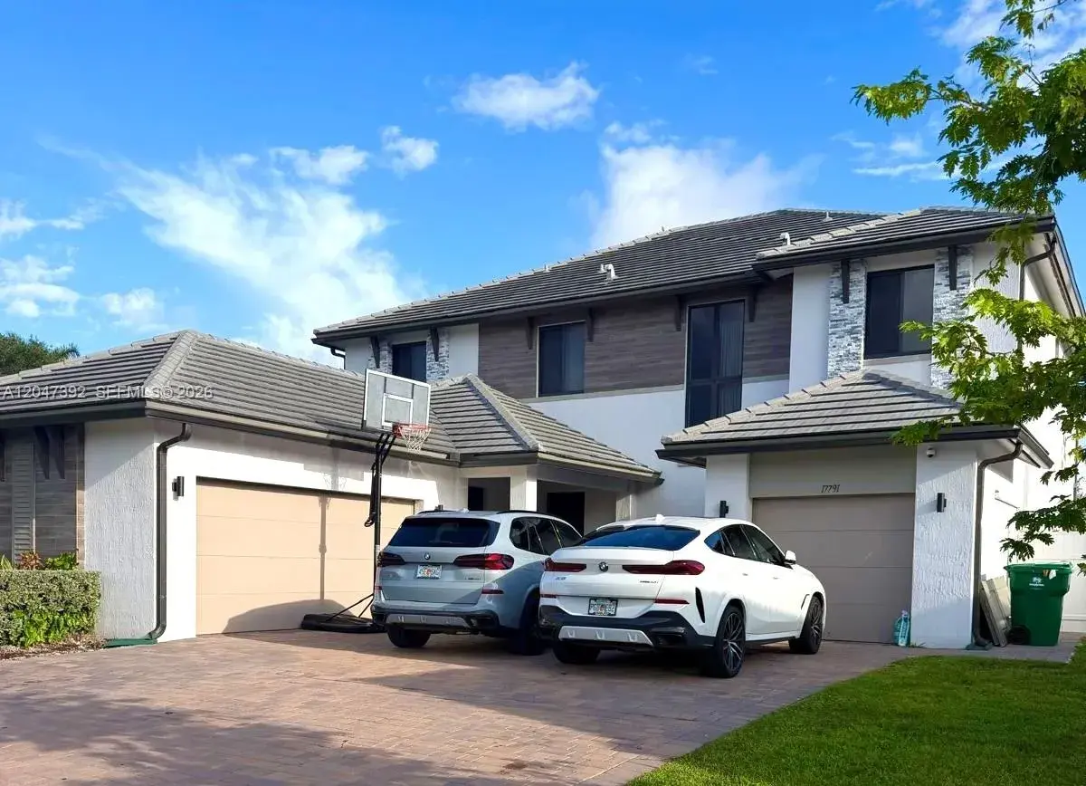4 bedroom 4 bath for sale at 17791 SW 41st St, Miramar FL 33029