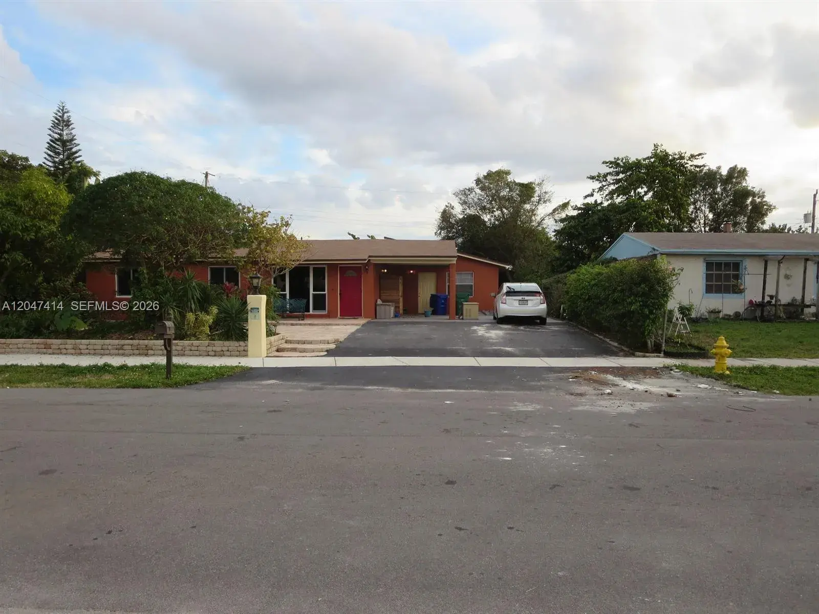 1 bedroom 1 bath Residential Lease for rent at 4828 SW 20th St, Fort Lauderdale FL 33317