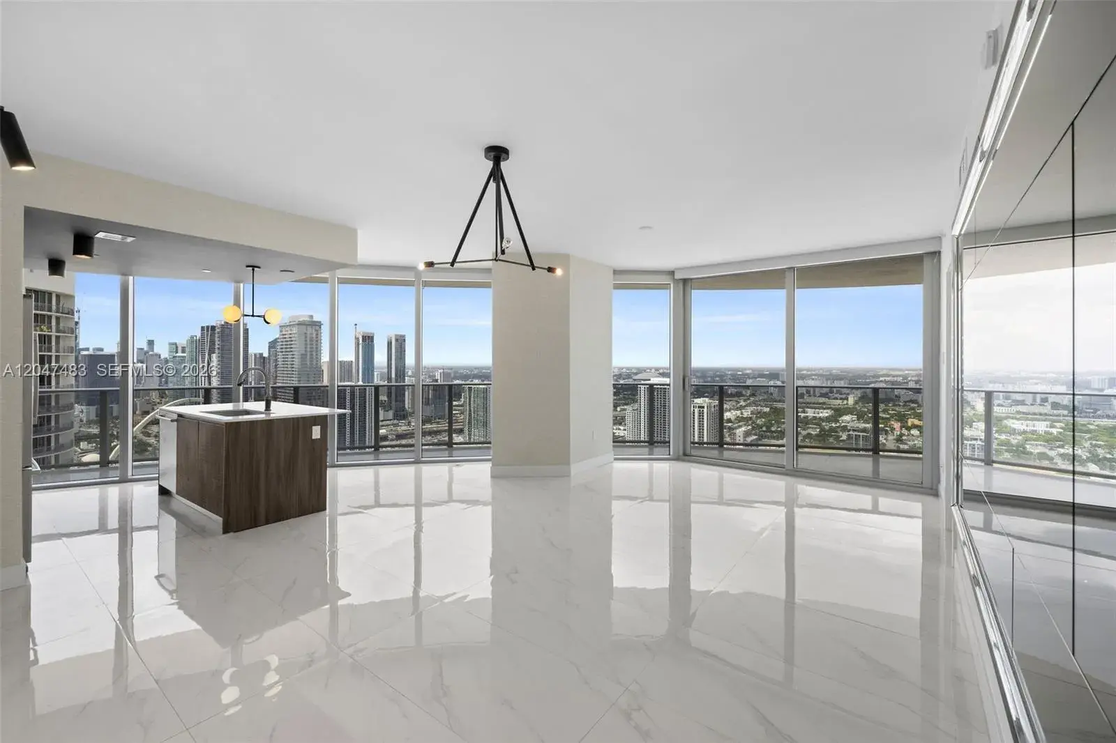 488 NE 18th St # 4900, Miami FL 33132