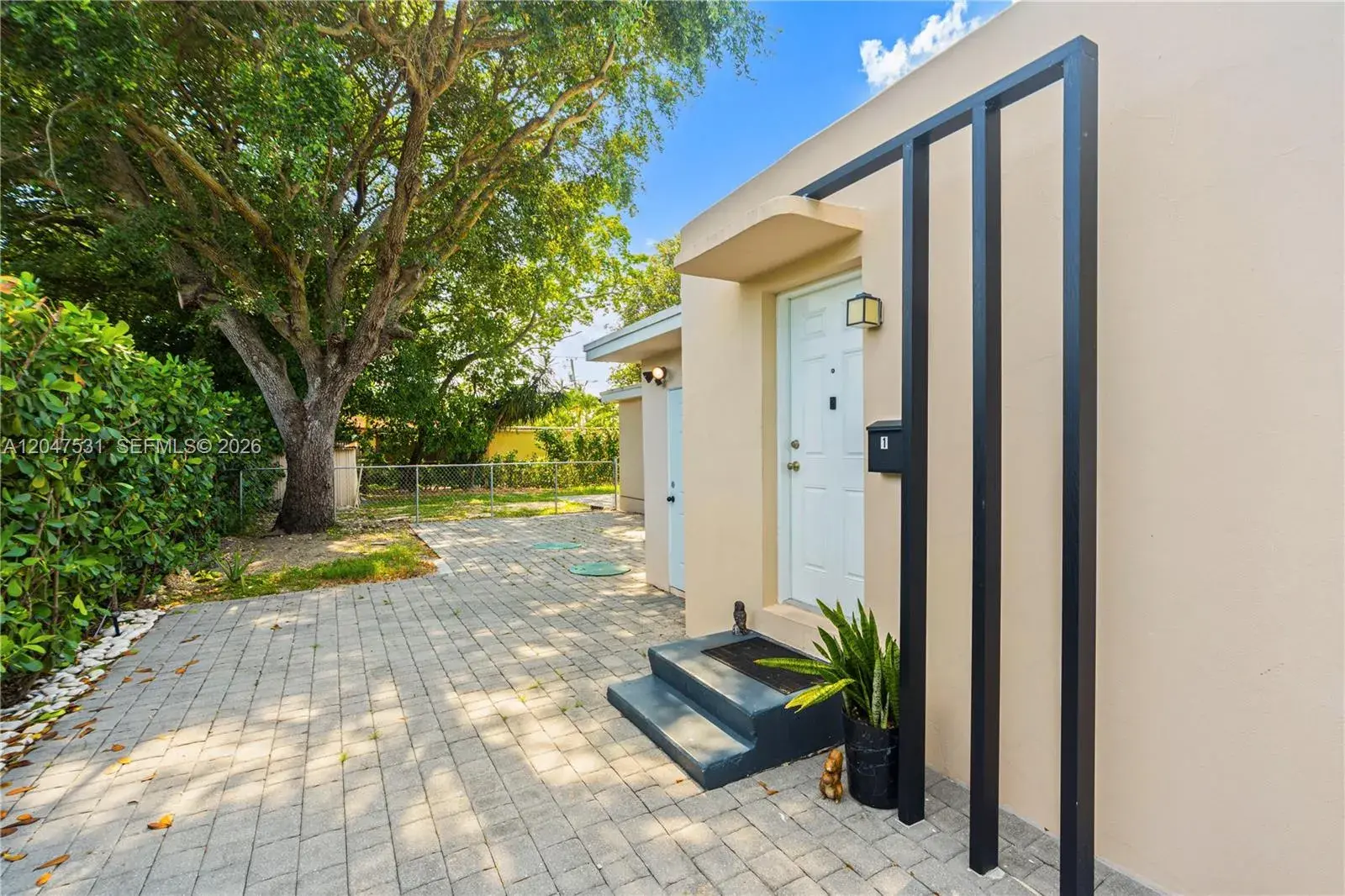 5800 Taylor St # 1, Hollywood FL 33021