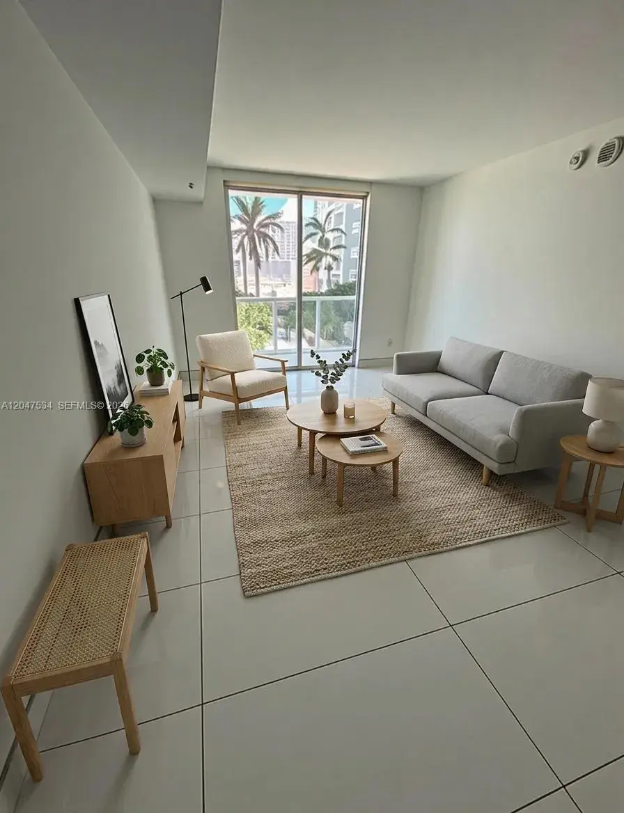 2 bedroom 2 bath Residential Lease for rent at 244 Biscayne Blvd # 1009, Miami FL 33132