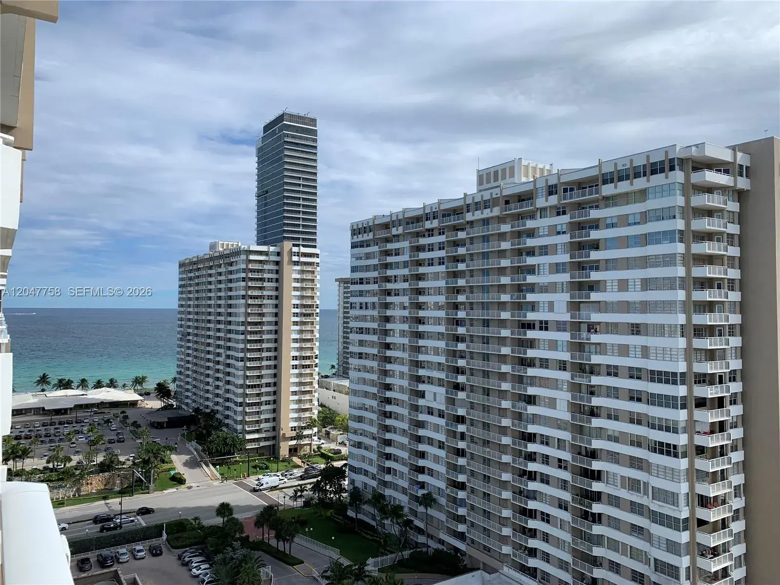 1965 S Ocean Dr # 17M, Hallandale Beach FL 33009