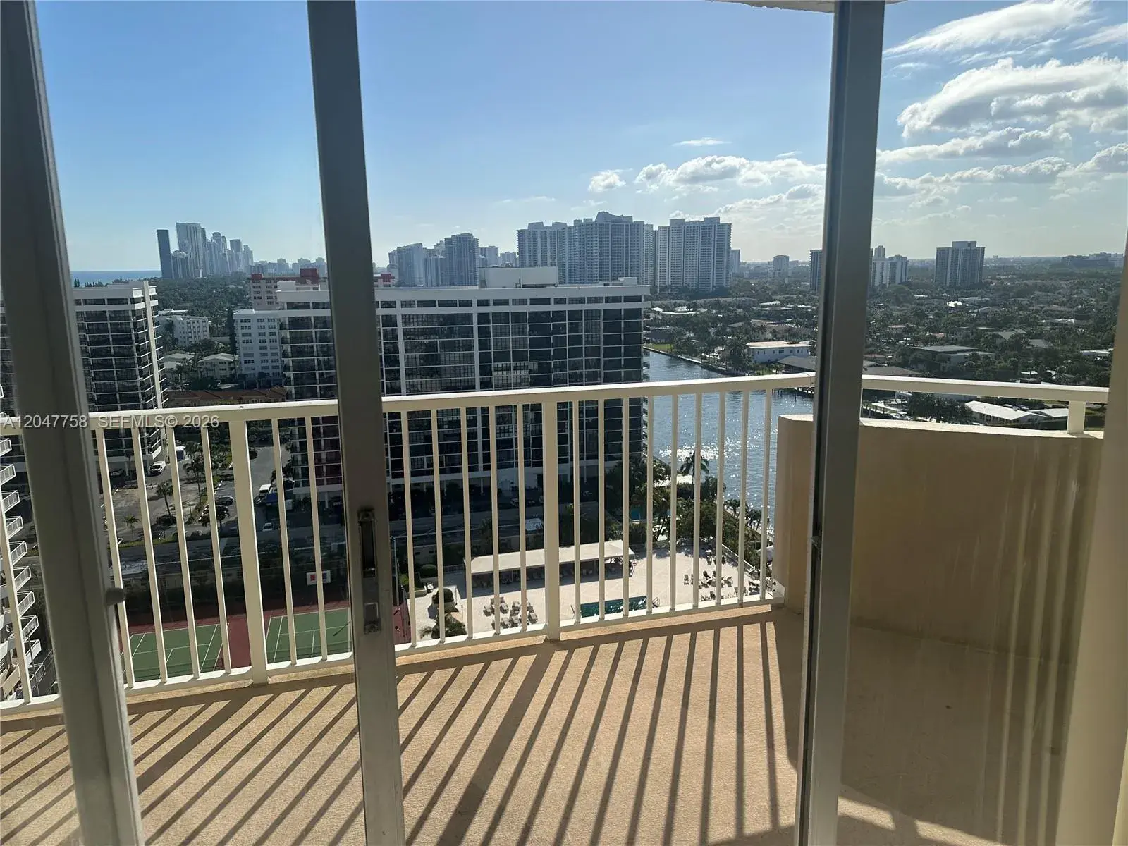1965 S Ocean Dr # 17M, Hallandale Beach FL 33009