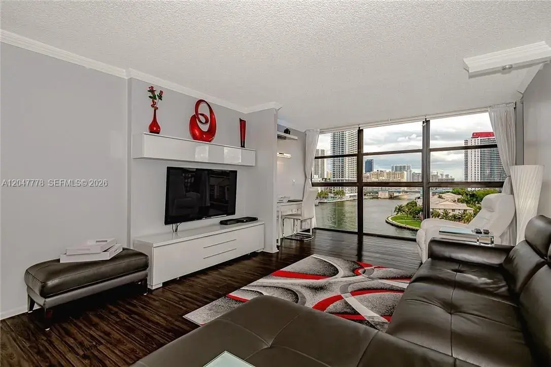 200 Leslie Dr # 926, Hallandale Beach FL 33009
