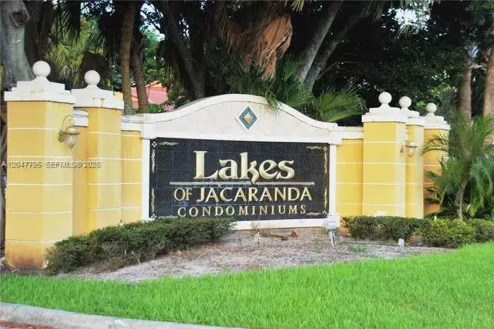 2 bedroom 2 bath for rent at 10709 Cleary Blvd # 307, Plantation FL 33324
