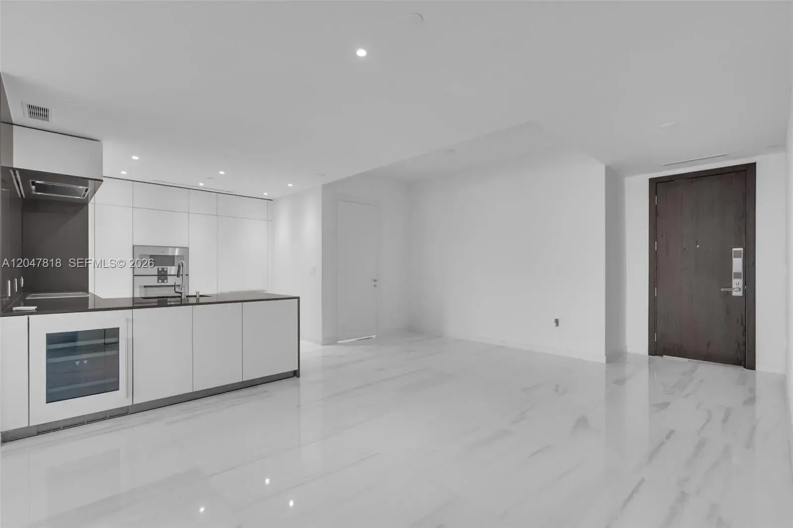 300 Biscayne Boulevard Way, Miami FL 33131