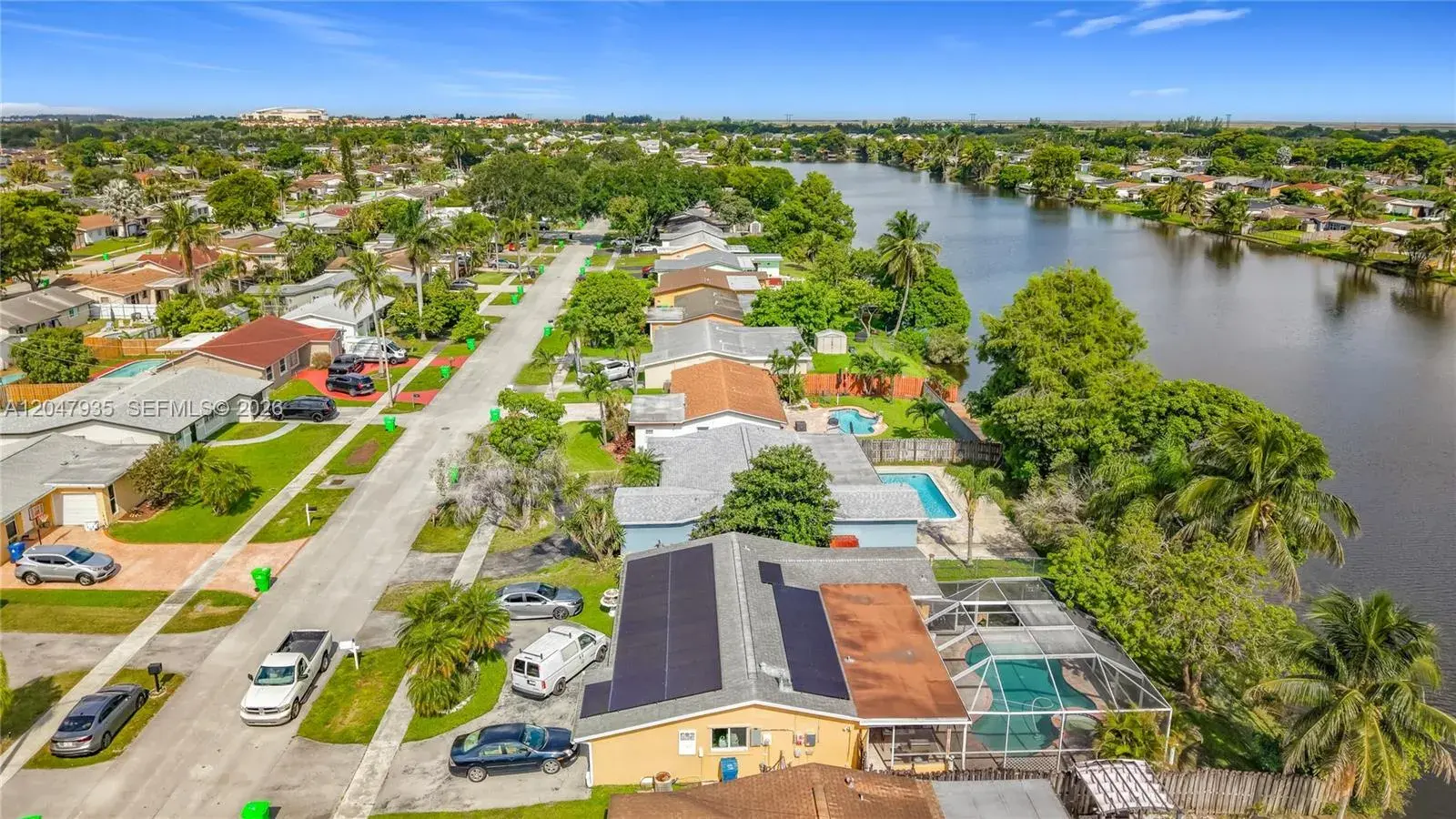 3 bedroom 2 bath for sale at 11541 NW 31st Pl, Sunrise FL 33323