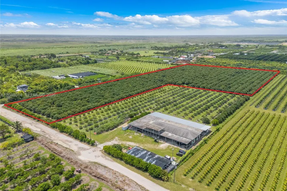 22401 SW 320th St, Homestead FL 33030