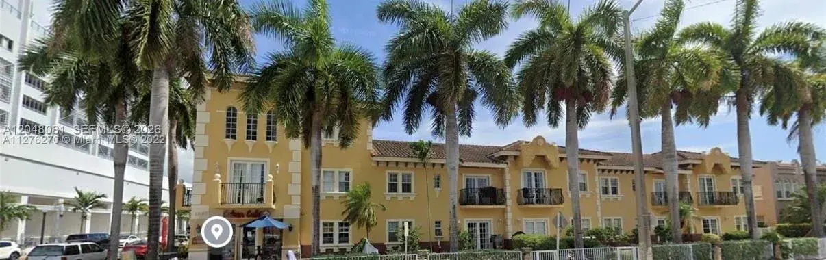 1 bedroom 1 bath Residential Lease for rent at 1657 Tyler St # 207, Hollywood FL 33020