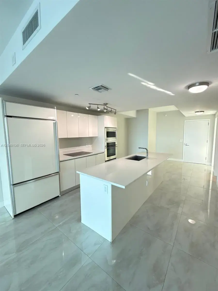 460 NE 28th St # 1907, Miami FL 33137