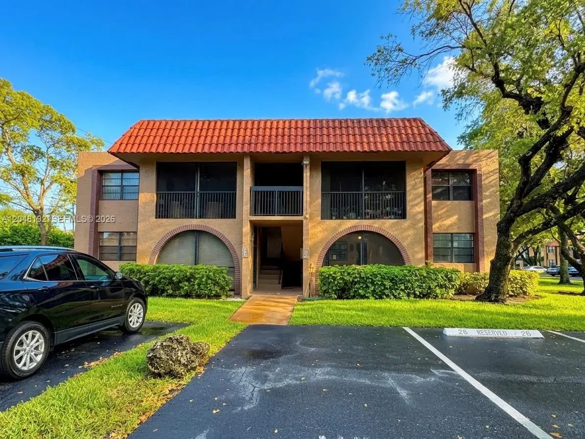2 bedroom 2 bath for rent at 8600 NW 34th Pl # B102, Sunrise FL 33351