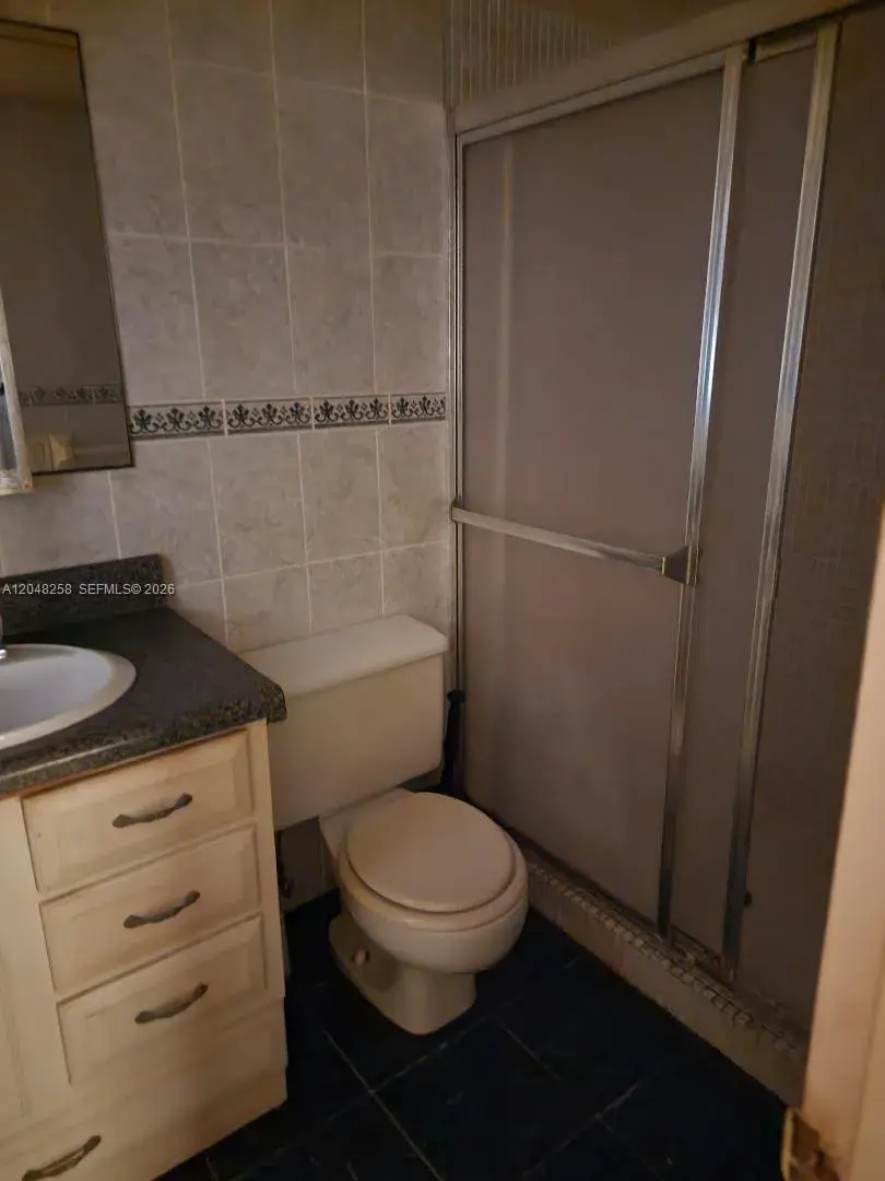 2 bedroom 2 bath for rent at 1621 NW 46th Ave # 102, Lauderhill FL 33313