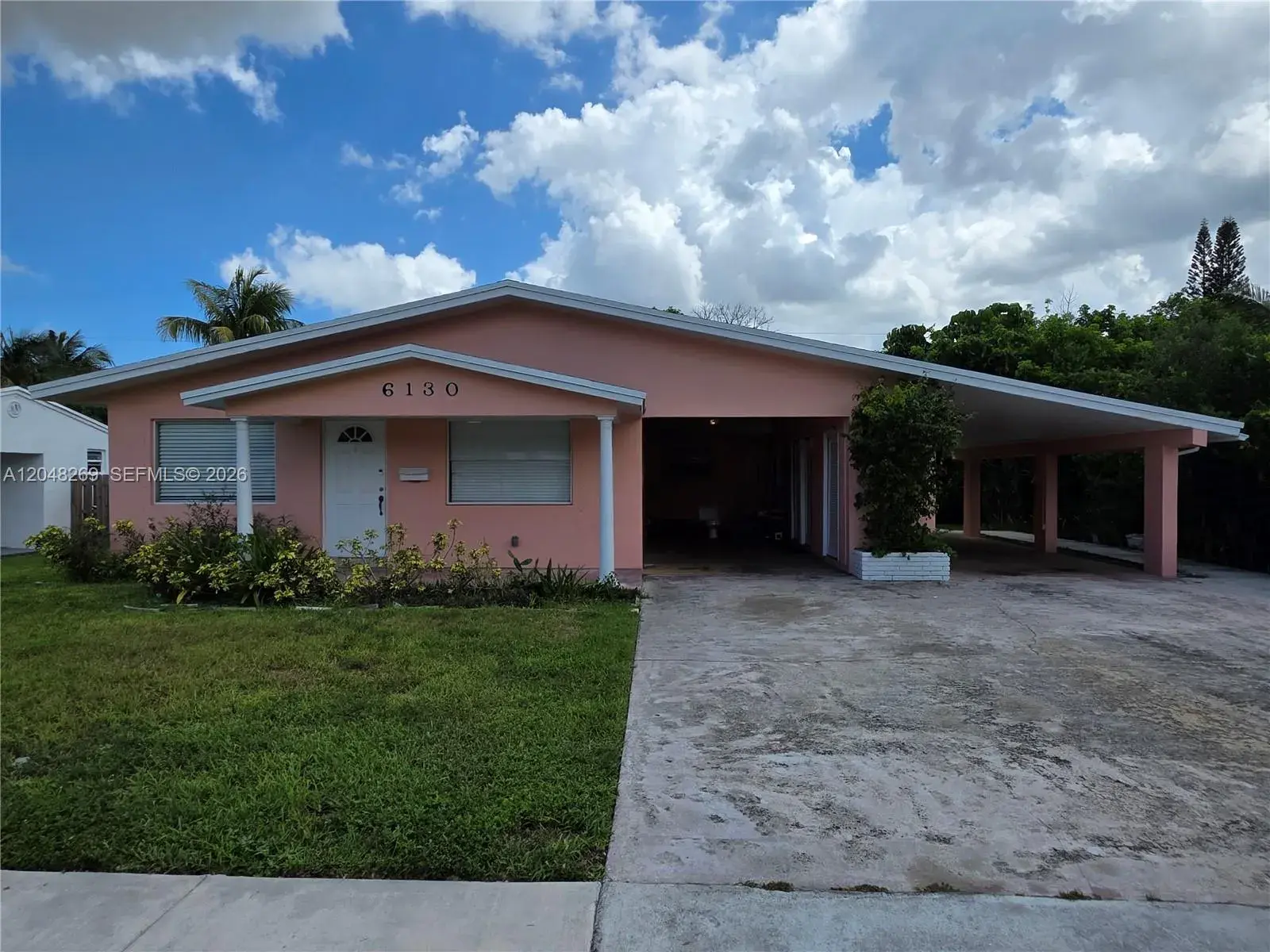 6130 Funston St, Hollywood FL 33023