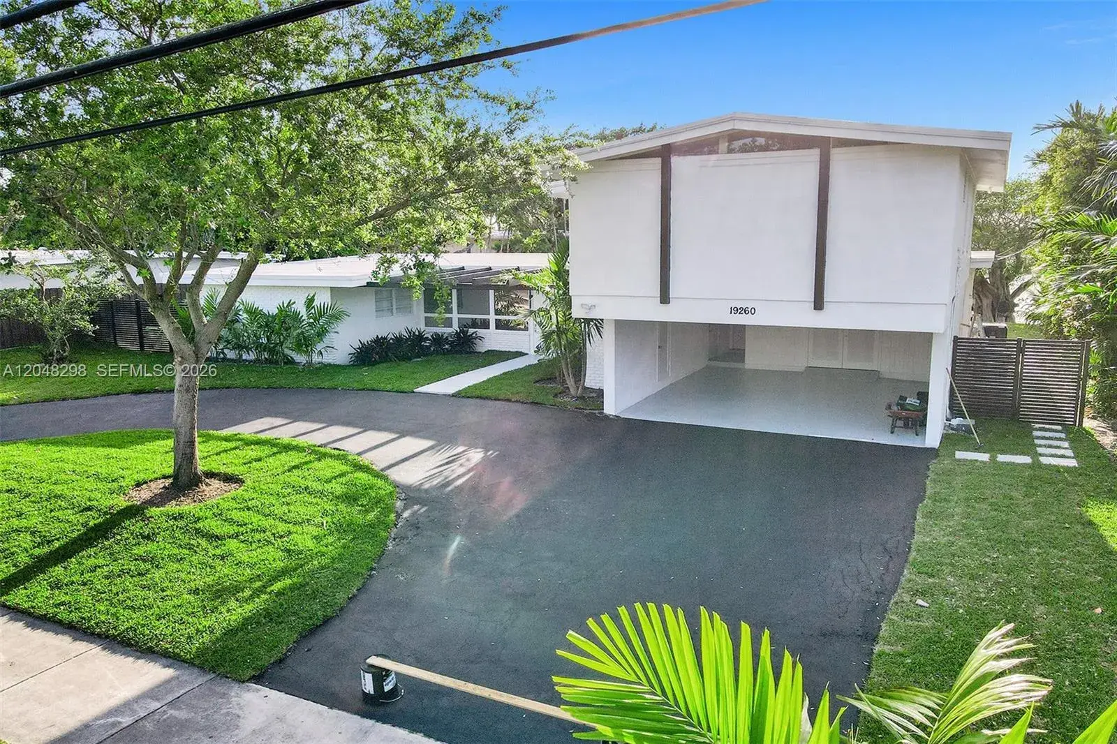 19260 NE 22nd Ave, North Miami Beach FL 33180