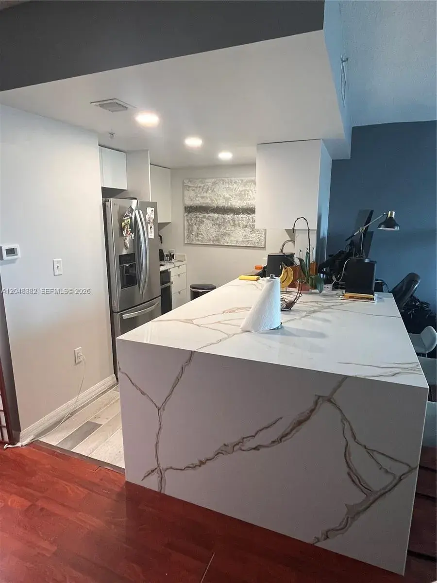 275 NE 18th St # 1109, Miami FL 33132
