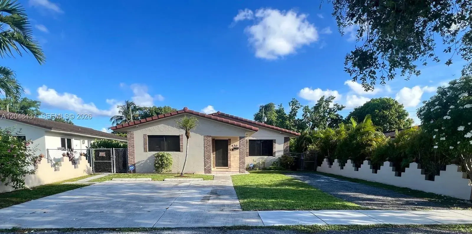 3 bedroom 2 bath for sale at 430 SE 5th St, Hialeah FL 33010