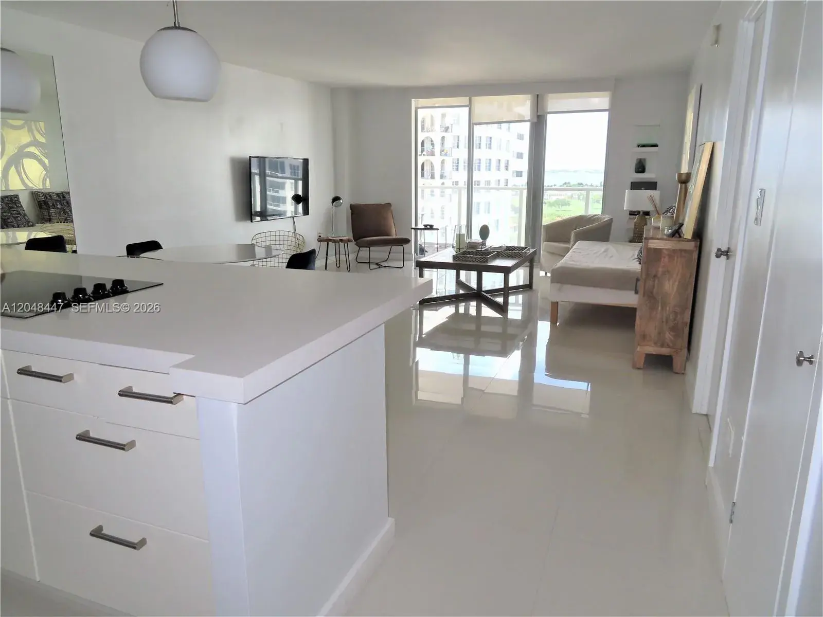 1 bedroom 2 bath Residential Lease for rent at 5701 Collins Ave # 1703, Miami Beach FL 33140